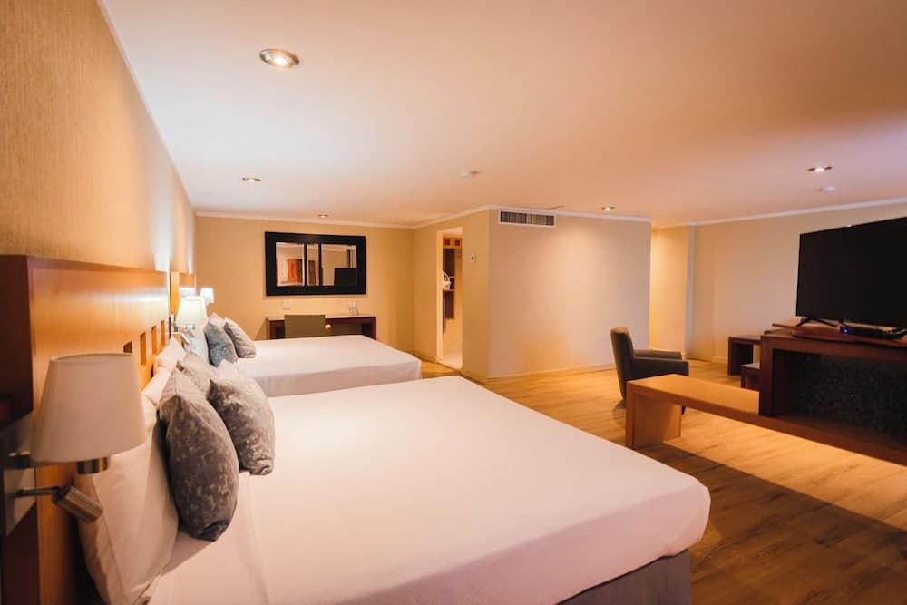 Hotel Mirabel