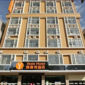 Yeste Hotel
