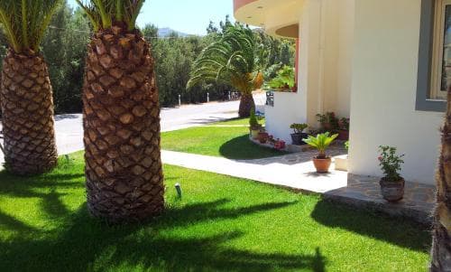 Ostria Hotel