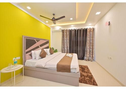 Pulse 4 bhk