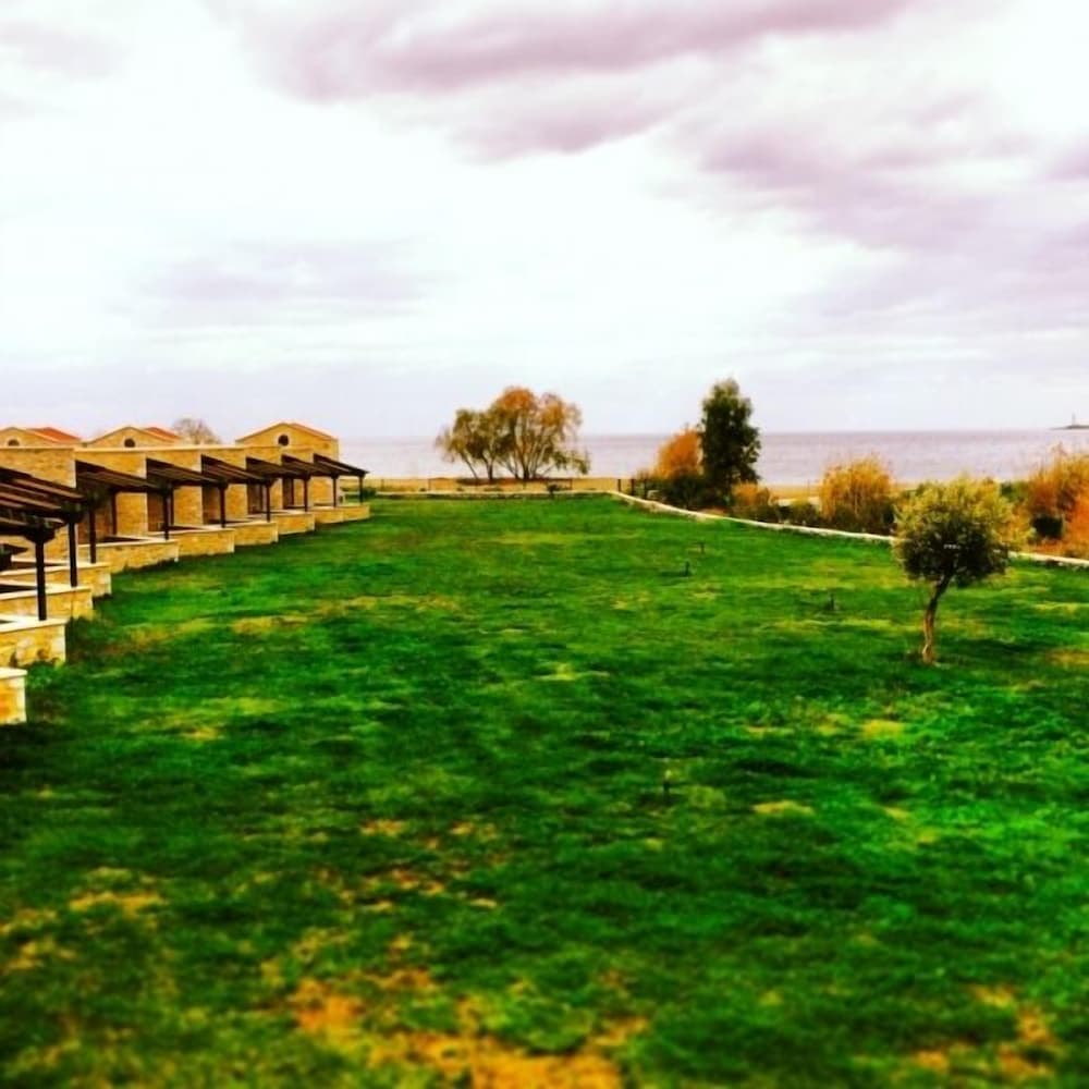 Aktaion Resort