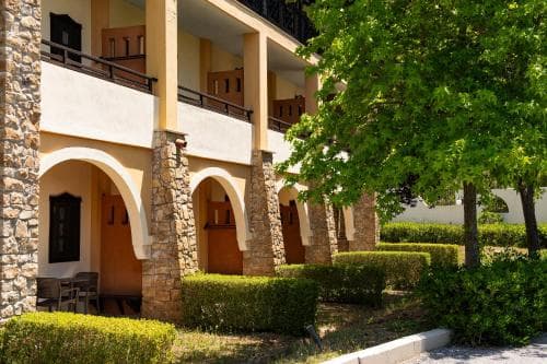 Simantro Resort