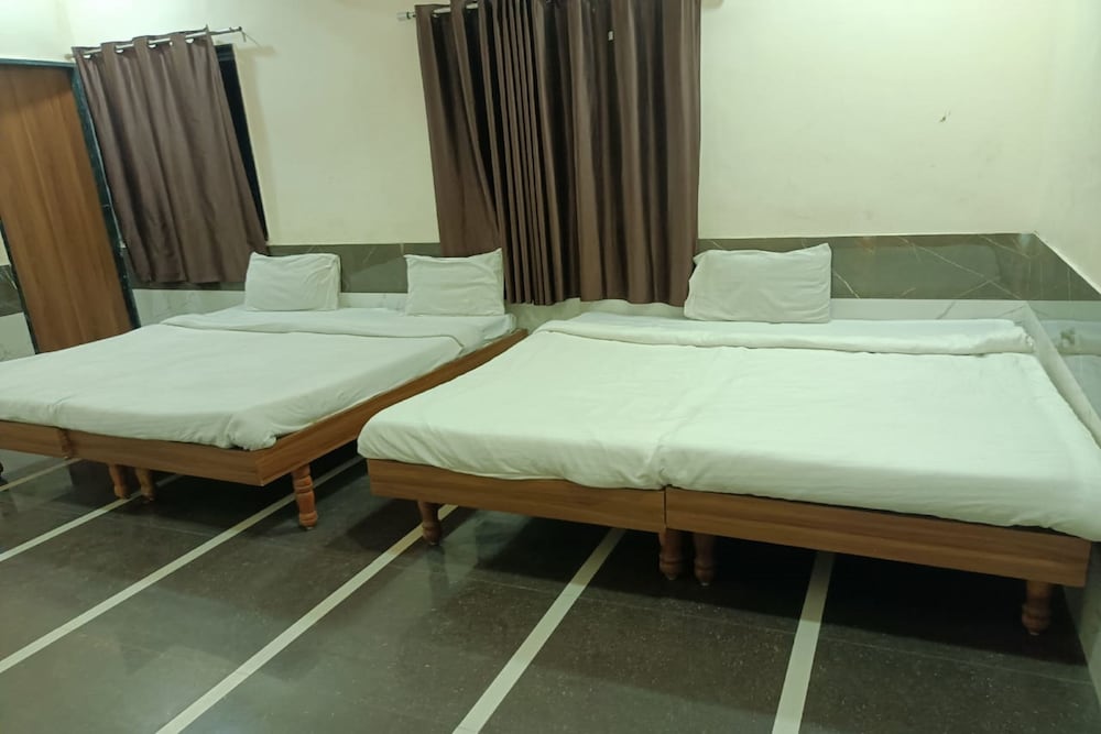 Mahalaxmi Hotel