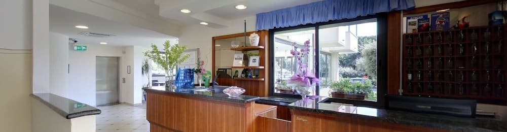 Hotel Flora