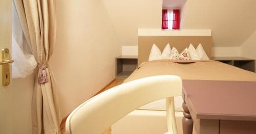 Chalet Inn