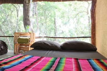 Casa Aztlan