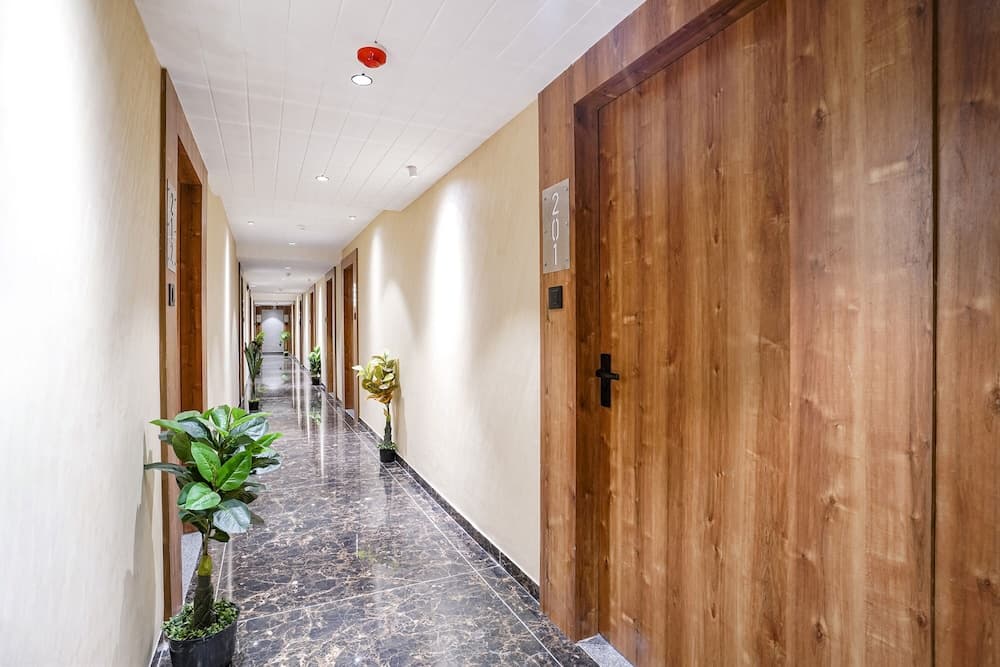 Fabhotel Ms Residency