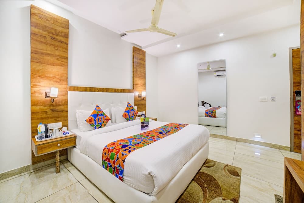 FabHotel Three Palms