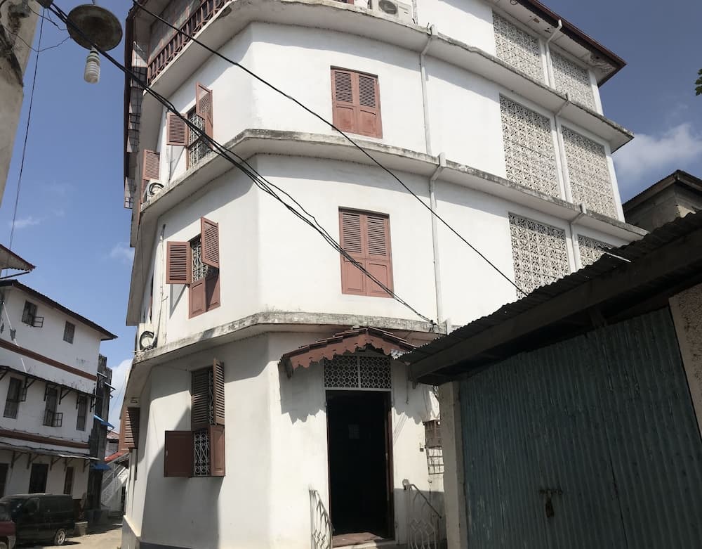Cubic Hostel