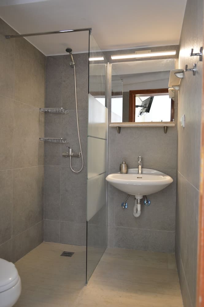 Melas Apartments