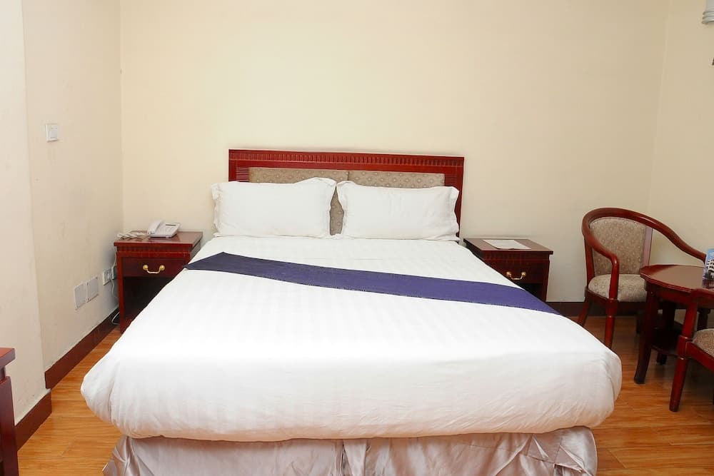 Blue Wave Hotel