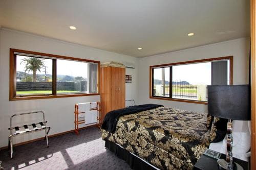 Absolute Beachview