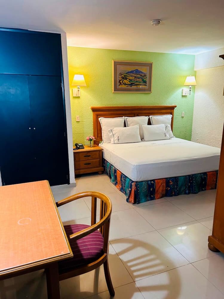 Frances Hotel