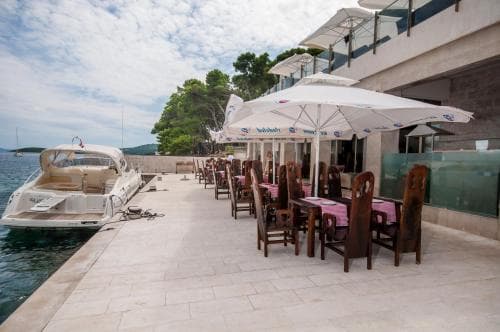 Hotel Mirta