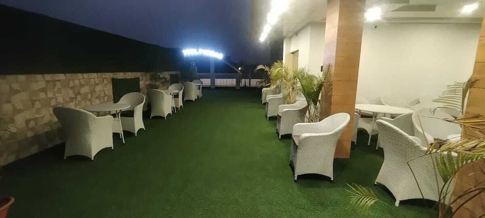 Poddar Residency