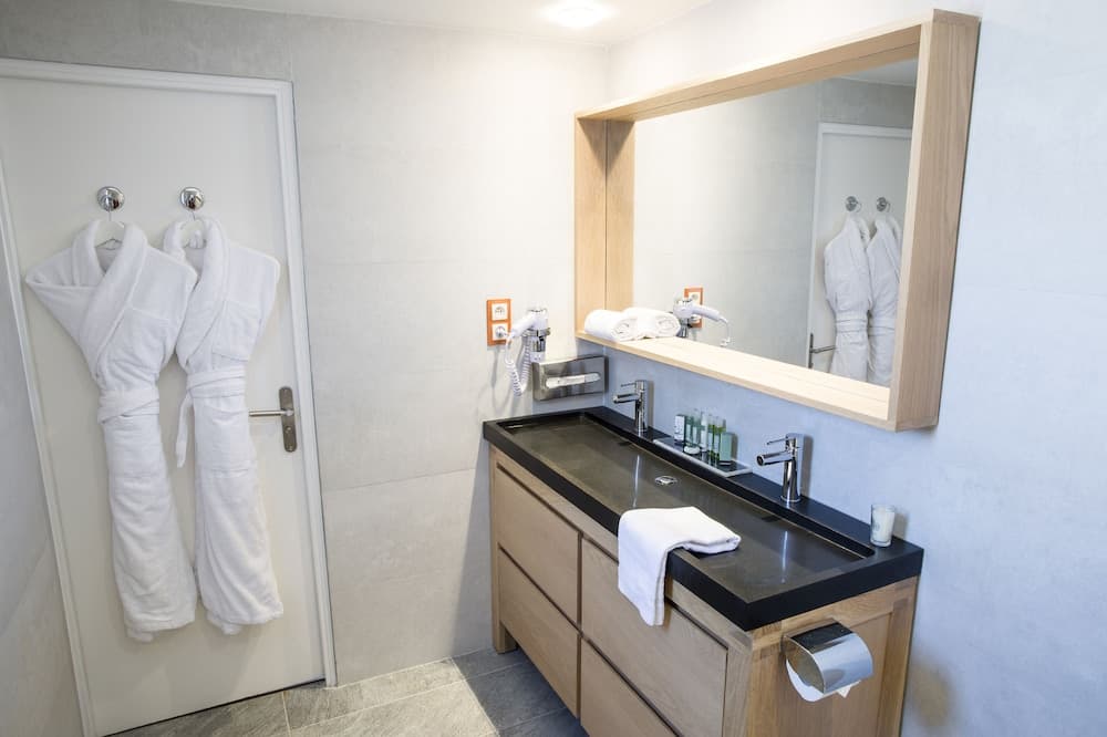 CRISTAL HOTEL & SPA