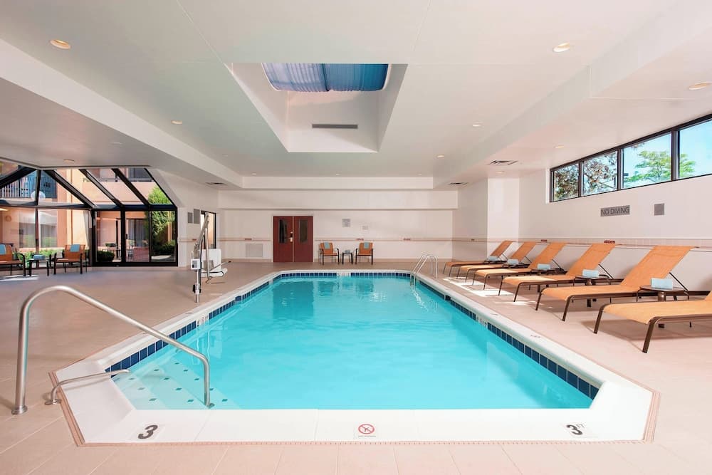 Courtyard by Marriott Chicago Glenview/Northbrook