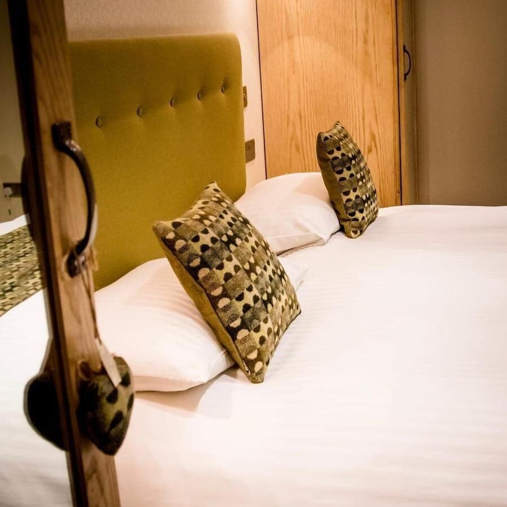 Emlyn Hotel