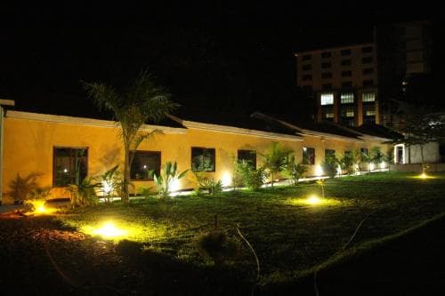 Basecha Garden Lodge