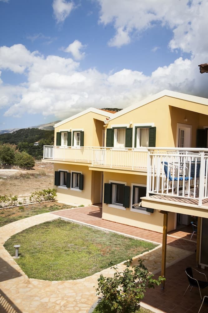 Lassi Hotel