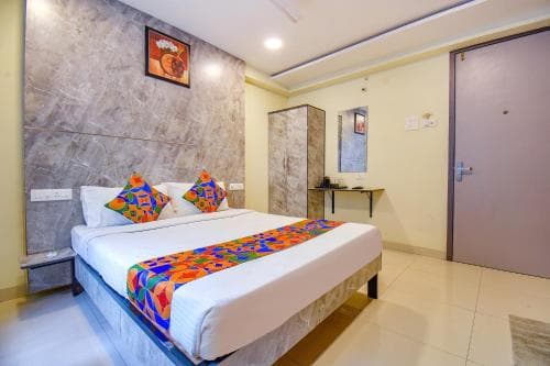 FabHotel Gargi Inn