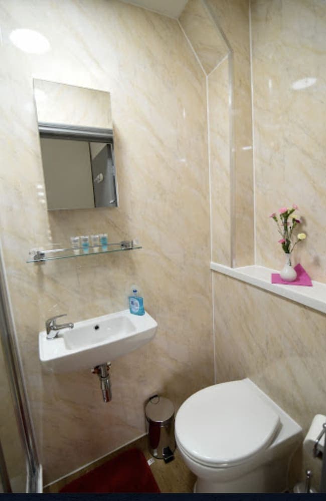 London Suites