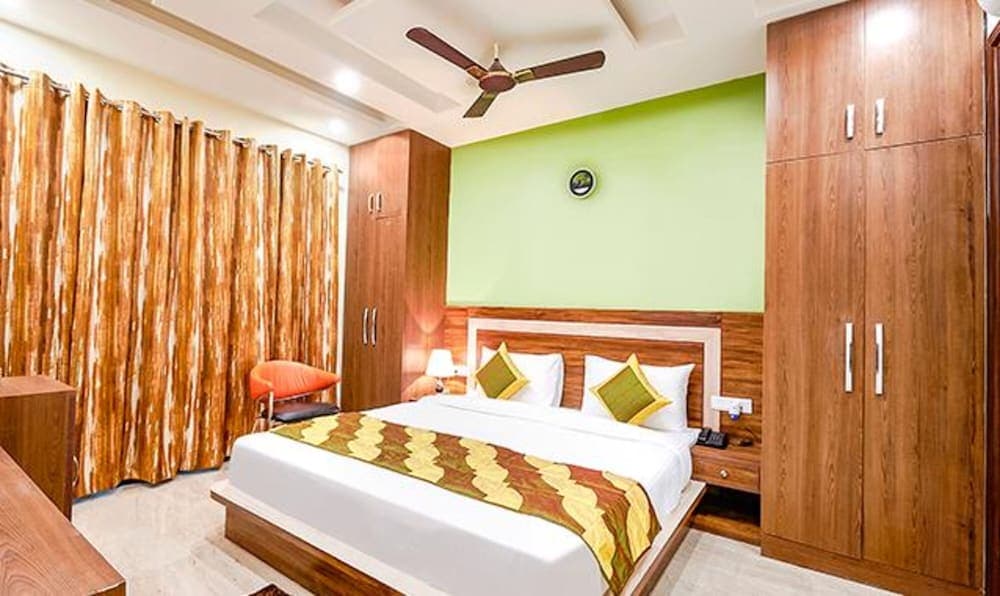 Fabhotel Indian