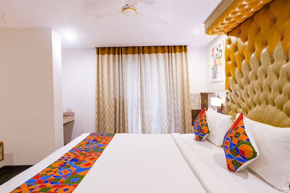 Fabhotel Wr Grand