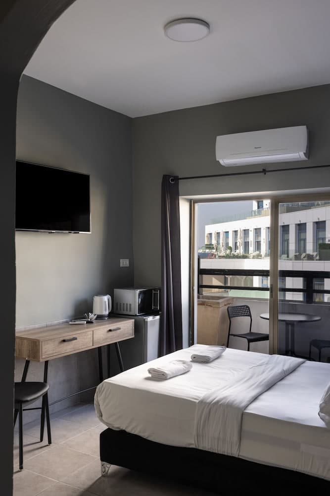 Liber Seashore Suites