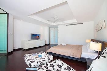 Yu-Phin Villa