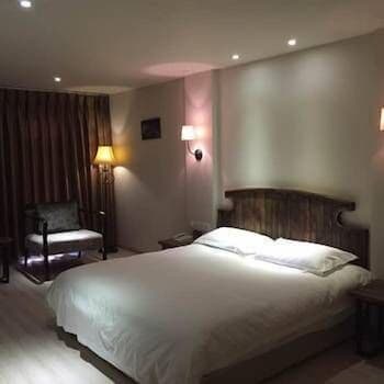 Thoroughfare Hotel
