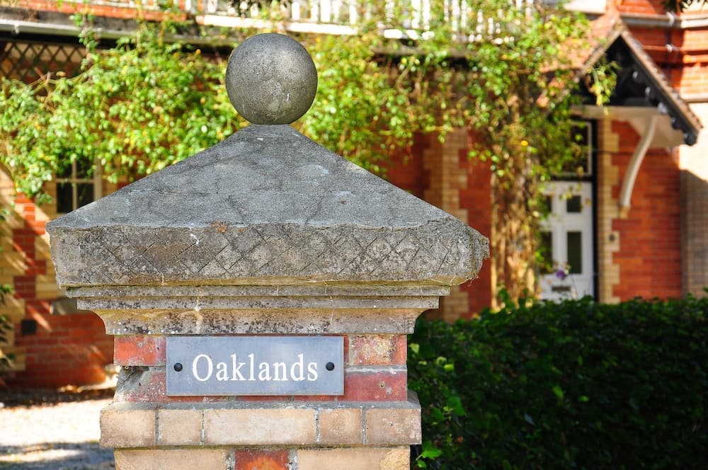 Oaklands Bed & Breakfast