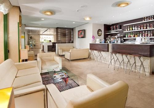 Hotel Poker