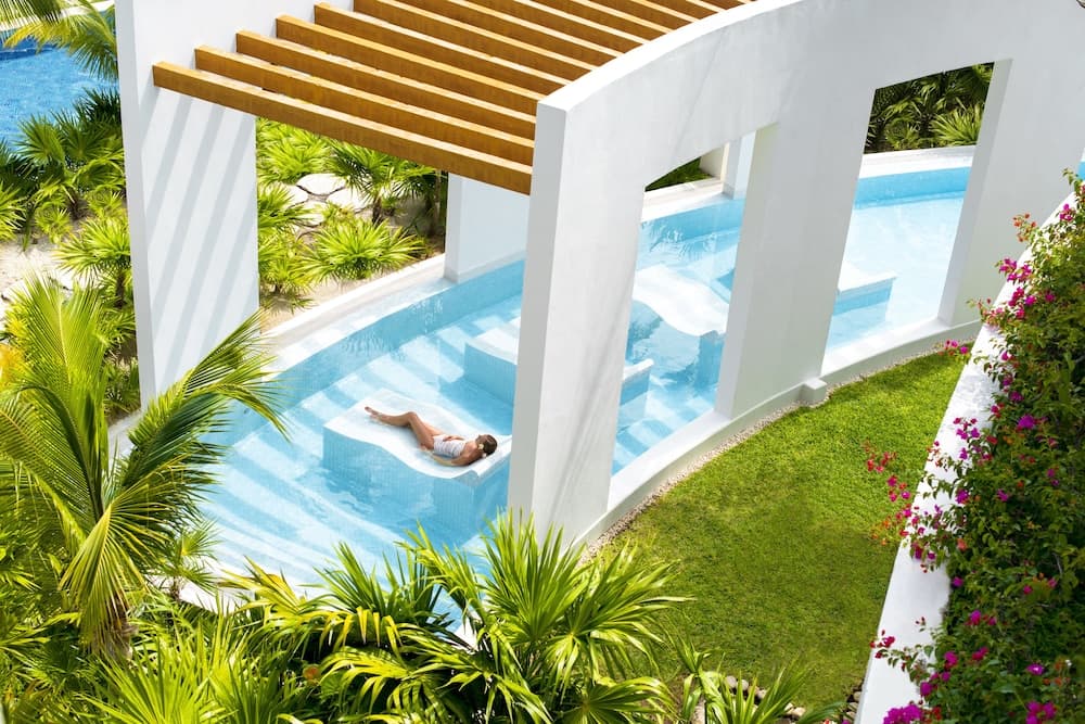 Excellence Playa Mujeres