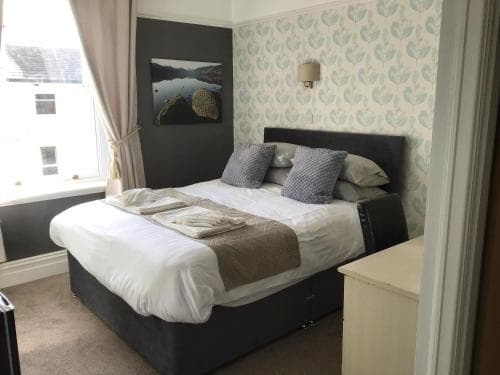 The Ravensworth Hotel