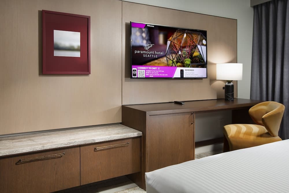 The Paramount Hotel