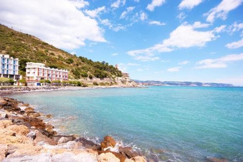 Due Passi Dal Mare