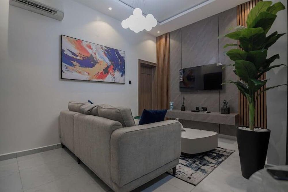 One90 Apartment