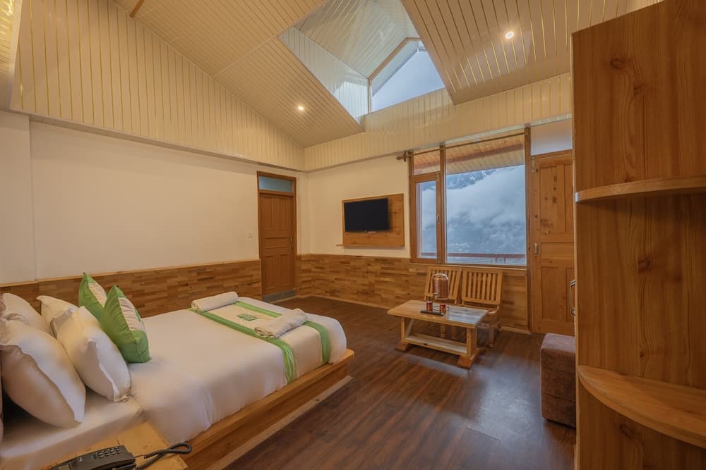 Seven Hills Resort