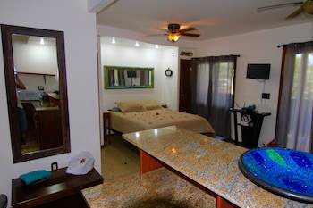 Mame Tree Bungalows