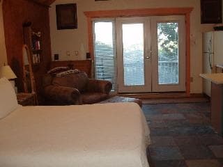 Trail's End Guest House