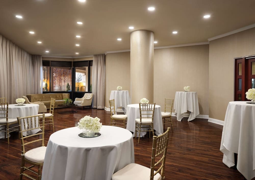 Hilton Arlington