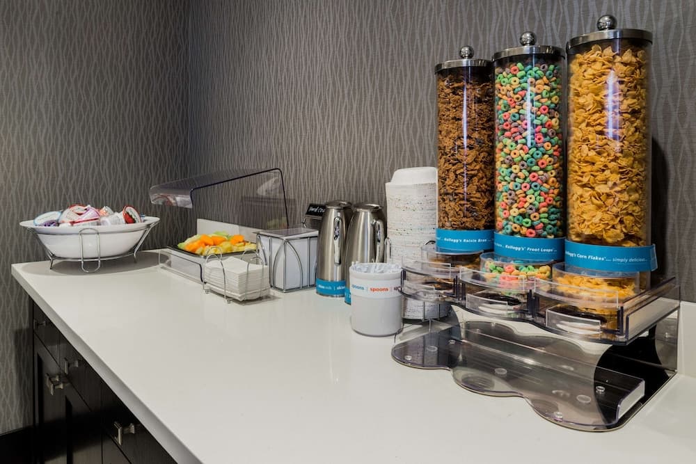 Hampton Inn & Suites Wixom/Novi/Detroit, Mi