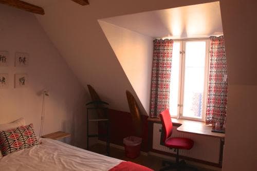 Magles Smiley Inn