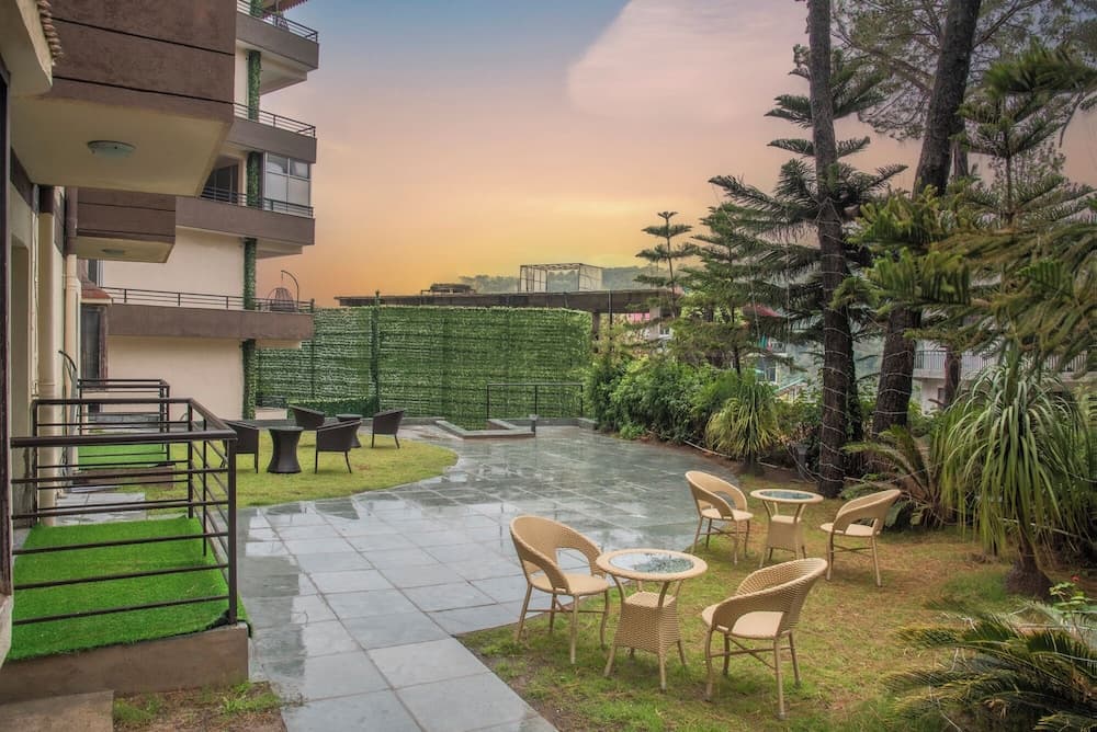 Solace Suites Hotel & Banquets