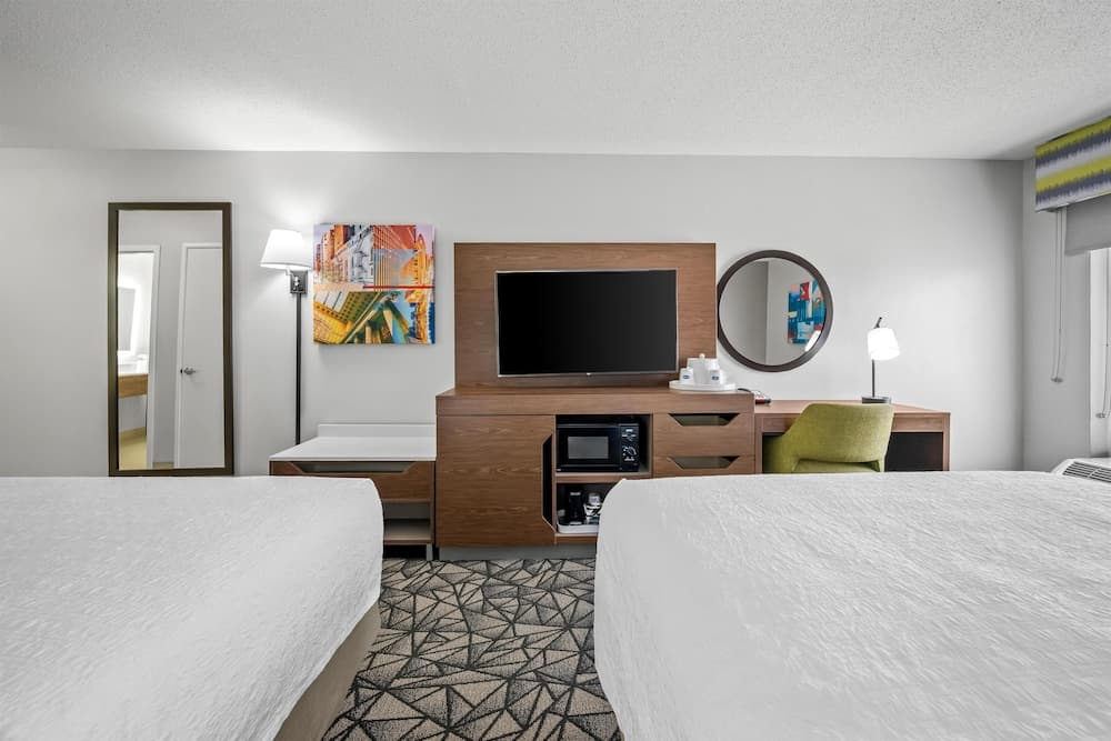 Hampton Inn Bloomington West