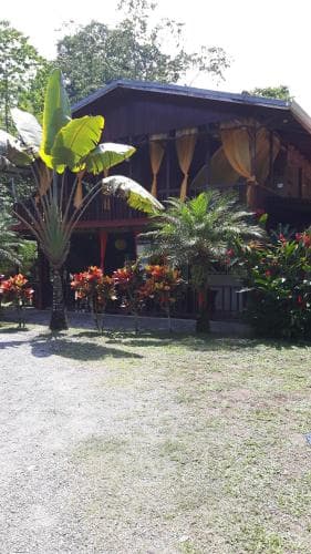 Cabinas Nirvana Ecolodge