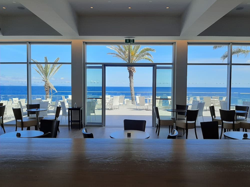 Roca Mar Hotel
