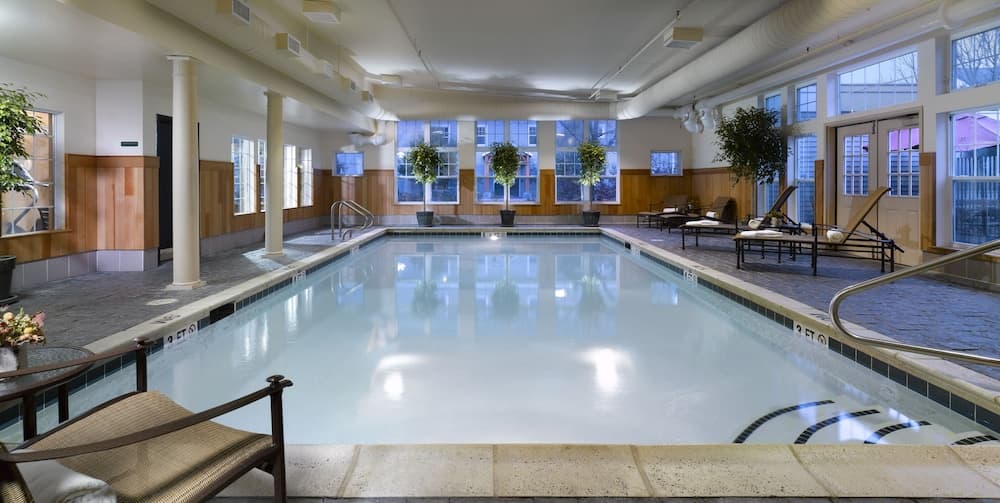Green Mountain Suites Hotel