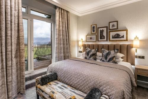 Lodore Falls Hotel